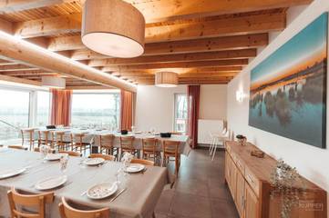 Maison de campagne pour 35 personnes, avec jardin ainsi que vue et sauna, animaux acceptés à Elsenborn