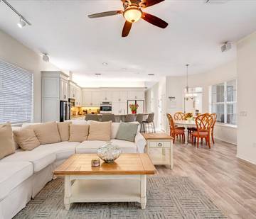 Vacation Rental for 14 Guests in Siesta Key, Sarasota County, Picture 1