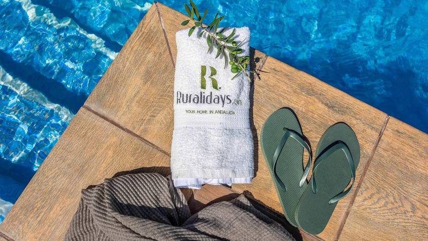 Casa rural para 6 personas, con balcón/terraza y piscina en Sayalonga - 3