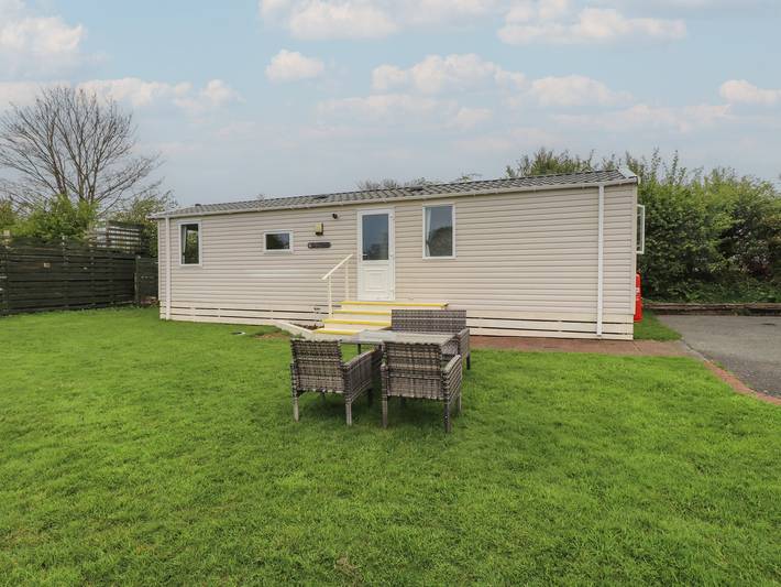 Caravan for 6 people on the Isle of Anglesey