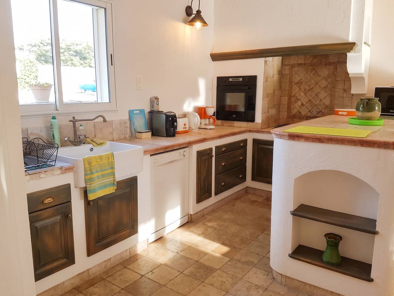 Casa cómoda en Aubignan con piscina compartida in Aubignan, Vaucluse