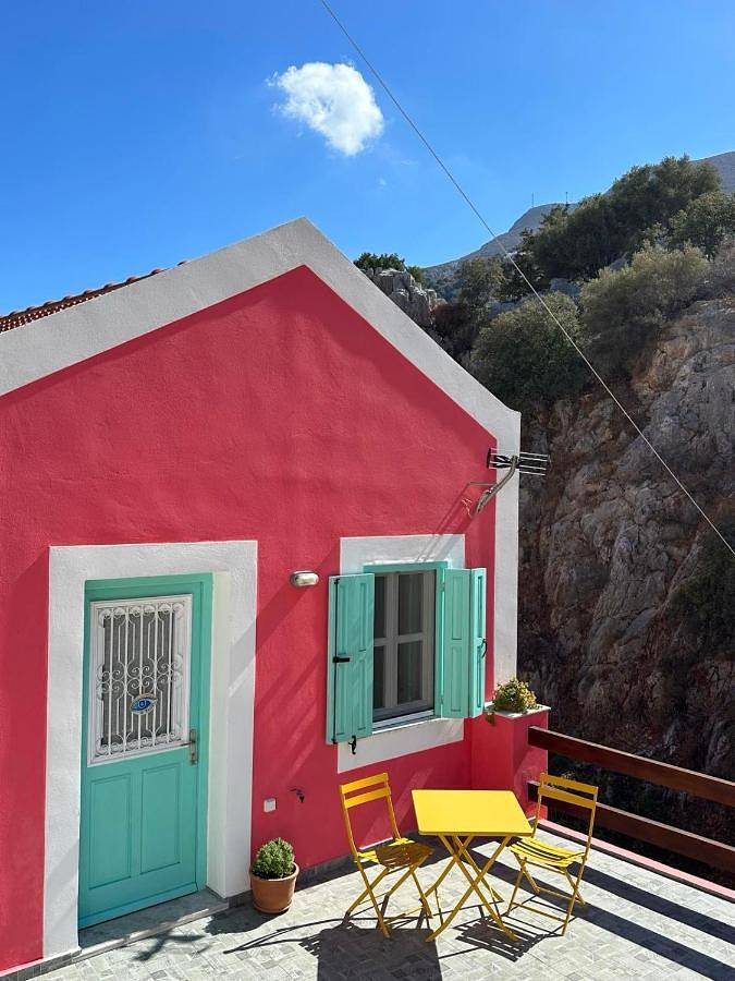 Villa per 4 persone, con balcone e panorama, adatto a famiglie con bambini in Simi