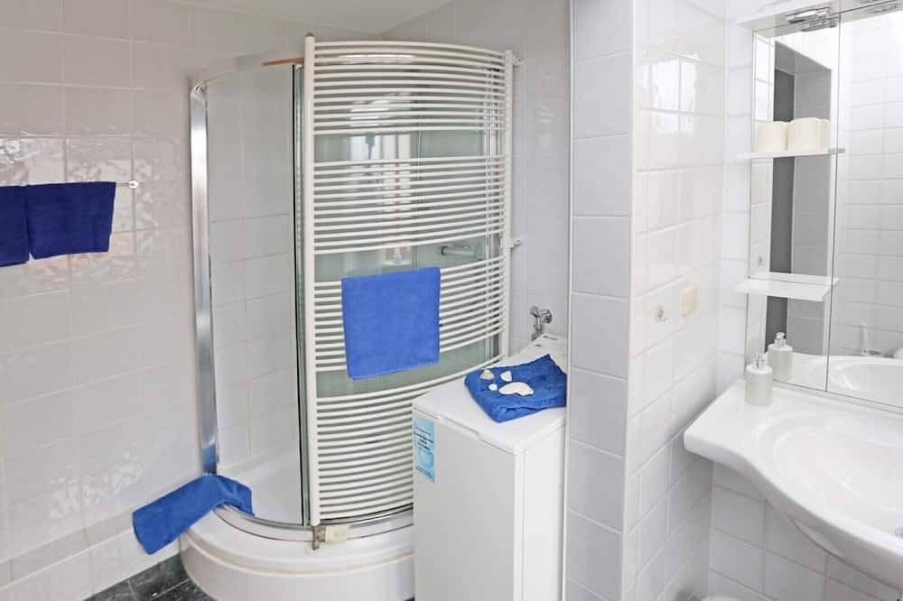 Ganze Wohnung, Haus Mona Ferienwohnung 4 in Bad Heilbrunn, Tölzer Land