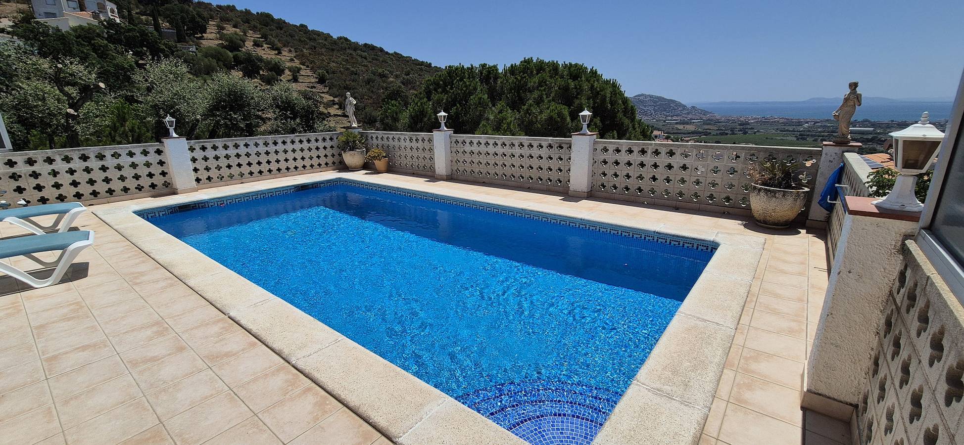 Villa für 6 Personen mit Garten in El Mas Fumats, Roses