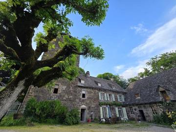Chambre D’hôte pour 3 Personnes dans Saint-Martin-sous-Vigouroux, Parc naturel régional des Volcans d'Auvergne, Photo 2