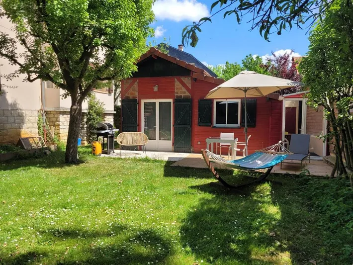 Apartamento de vacaciones para 4 personas, con piscina y jardín - 1