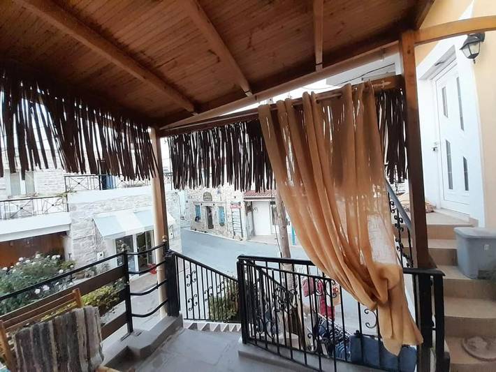 Ferienwohnung für 4 Personen, mit Balkon und Terrasse sowie Ausblick in Pitsidia - 2