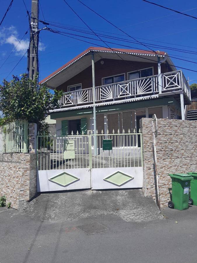 Appartement de vacances pour 11 personnes, avec vue et balcon