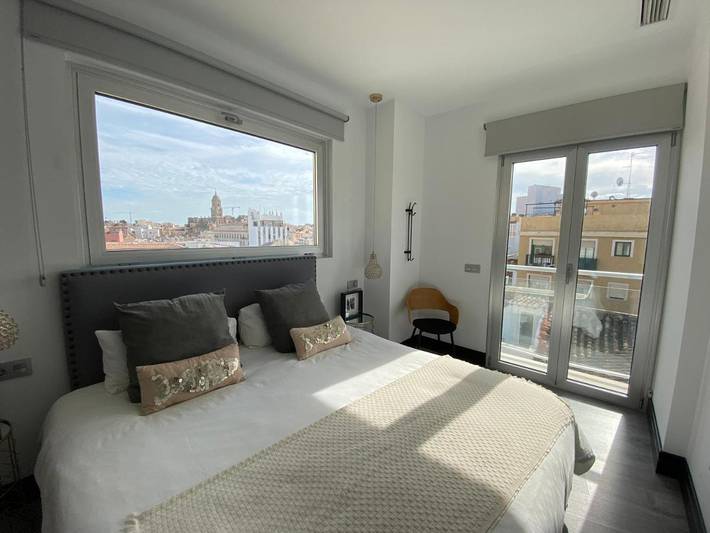 Apartahotel para 4 personas, con terraza en Málaga