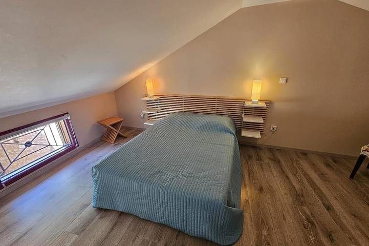Location de vacances pour 4 personnes, avec jardin à Bouresse - 2