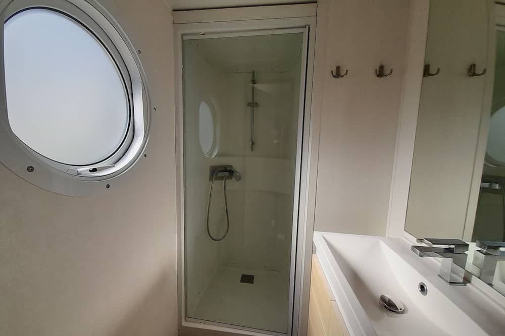 Mobil-home sur un terrain privé avec Jardin et Parking à 10min de la Plage in Dolus-d'Oléron, Côte de Beauté