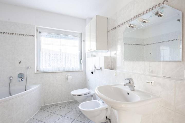 Ferienhaus für 11 Personen, mit Terrasse und Garten sowie Sauna und Ausblick in Laatzen - 3