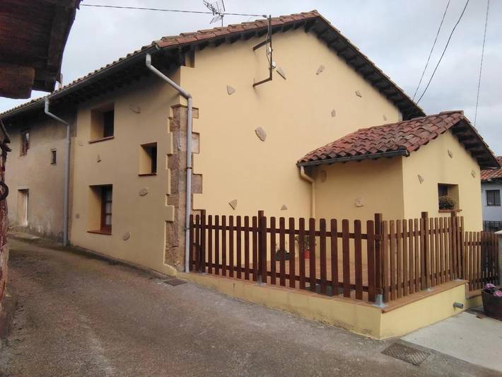 Casa rural para 4 personas, con terraza en Villaviciosa 