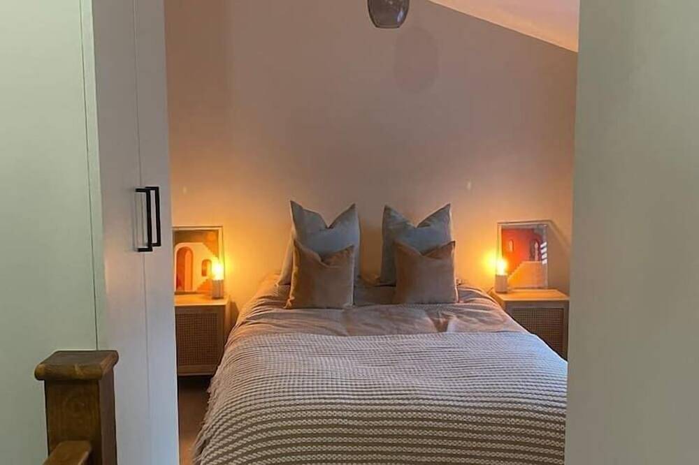 #105 The Old Bakery - Beautiful Cottage - 5 mins to Webb Ellis Rugby Museum in Warwickshire