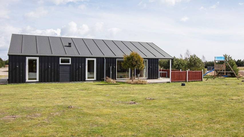 Vakantiehuis voor 6 personen, with whirlpool and terras as well as sauna in Seeland