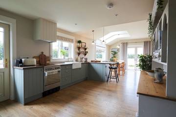 Studio für 6 Personen, mit Terrasse und Seeblick in County Clare