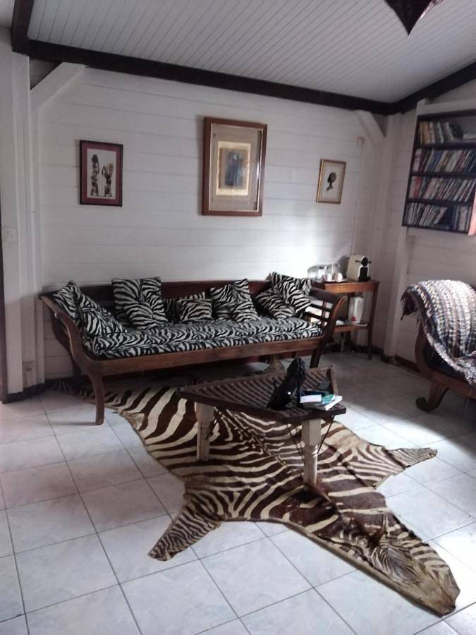 Gîte pour 6 personnes, avec jardin ainsi que vue et piscine dans Bellefontaine (Martinique) - 2