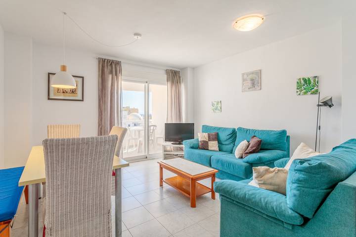 Apartamento entero, Apartamento 'Cerca Del Mar' con vistas al mar, Wi-Fi y aire acondicionado in Playa Carrer La Mar, Campello