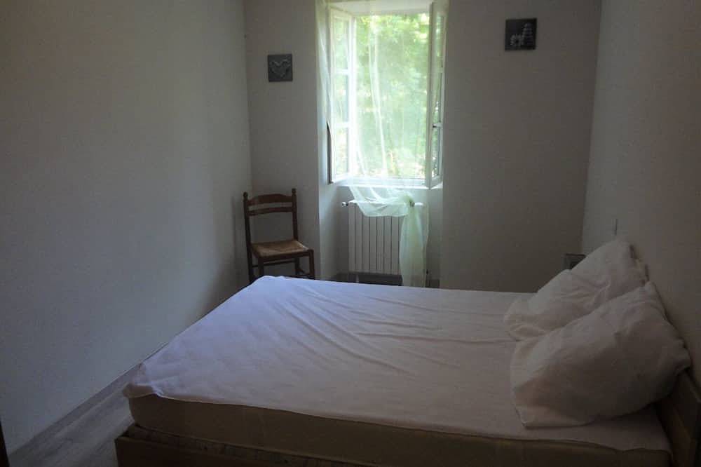 Gîte 6 à 8 pers - L'oustal de Geniez - Sainte Eulalie de Cernon - Larzac/Aveyron in Sainte-Eulalie-de-Cernon, Parc naturel régional des Grands Causses