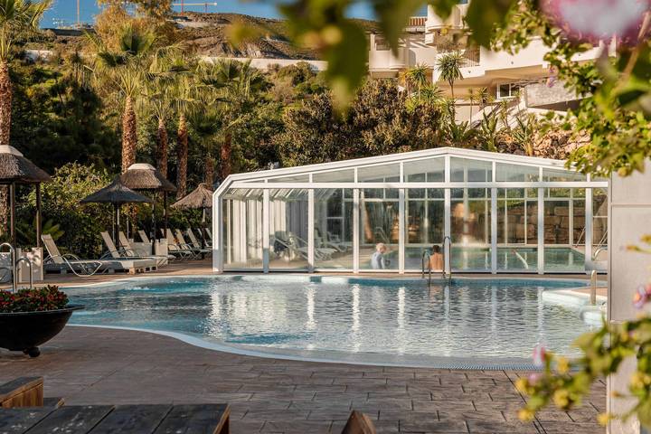 Appartamento intero, Appartamento vacanze per 4 persone con piscina in Nueva Andalucia Golf Valley, Marbella