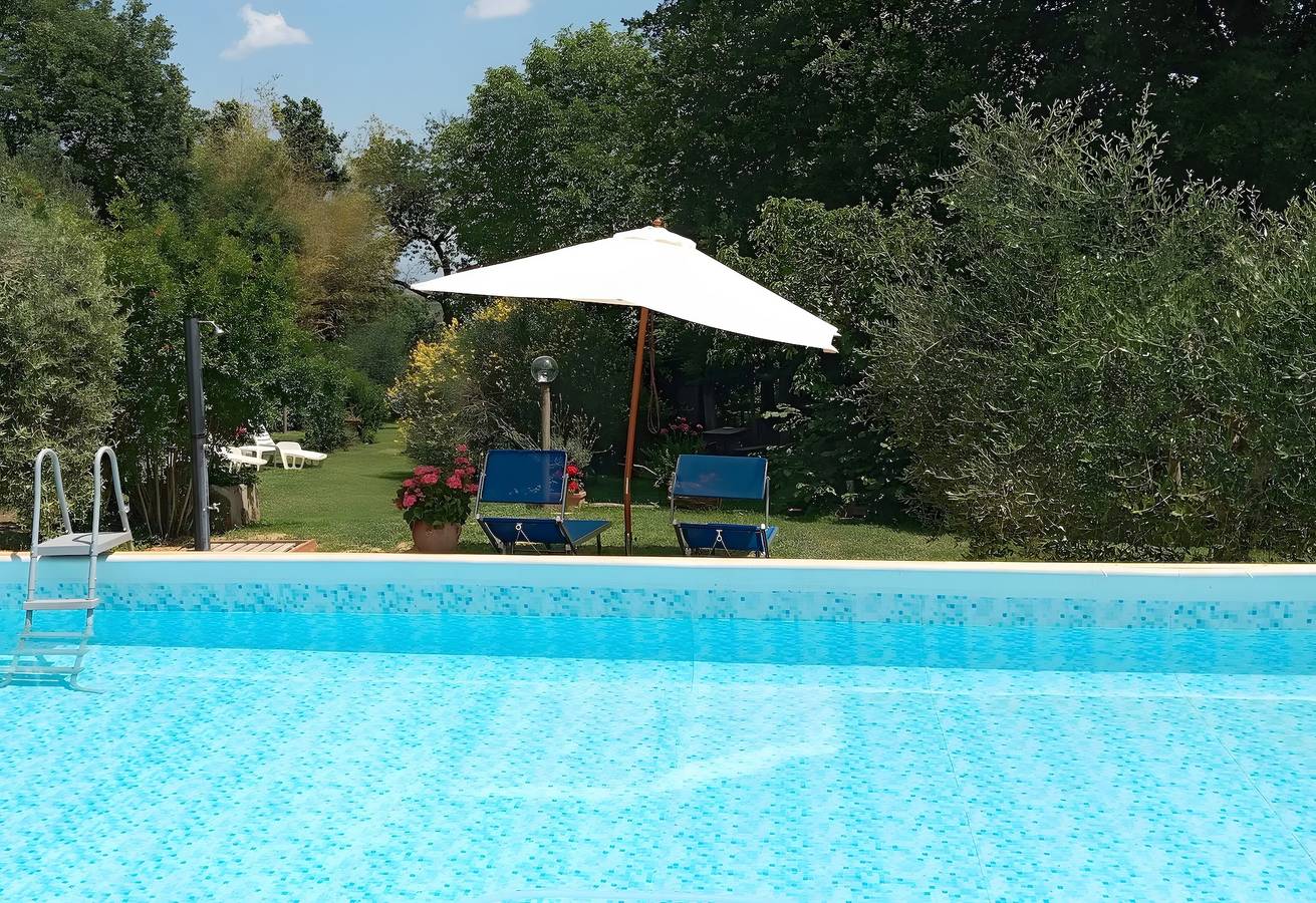 Apartment for 4 People in Chiusi, Siena Province
