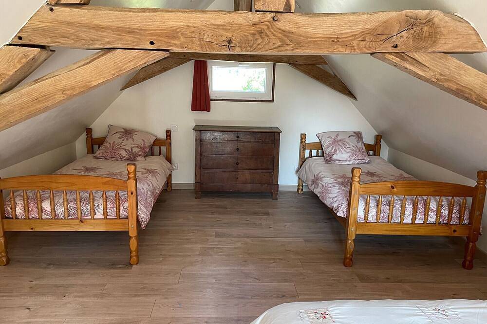 Gîte cosy au calme avec grand jardin, proche du Mans - Parking privé, Wifi fibre, équipements complets in Roézé-sur-Sarthe, Sarthe