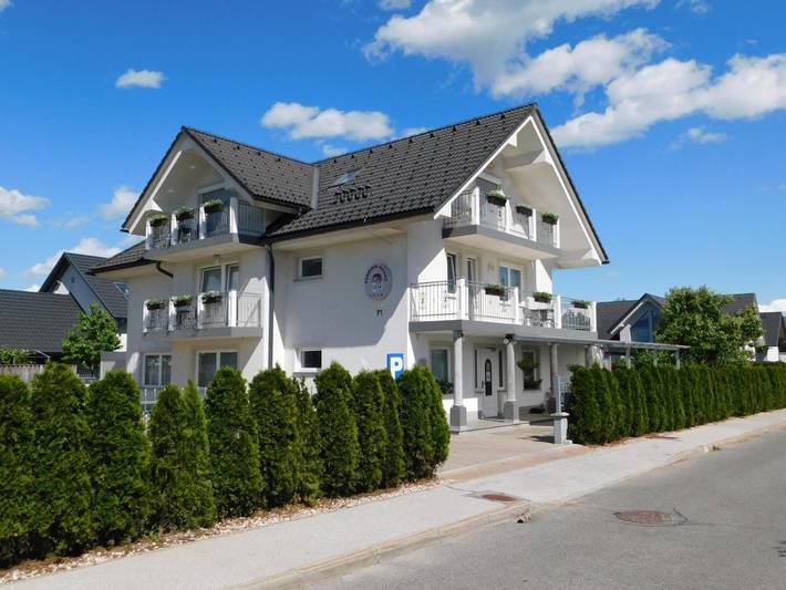 Maison d’hôte pour 3 personnes, avec balcon ainsi que vue et sauna