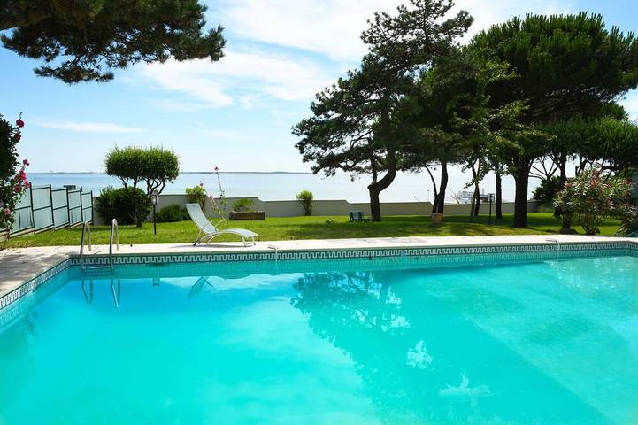 Villa pour 12 personnes, avec balcon et jardin à Royan