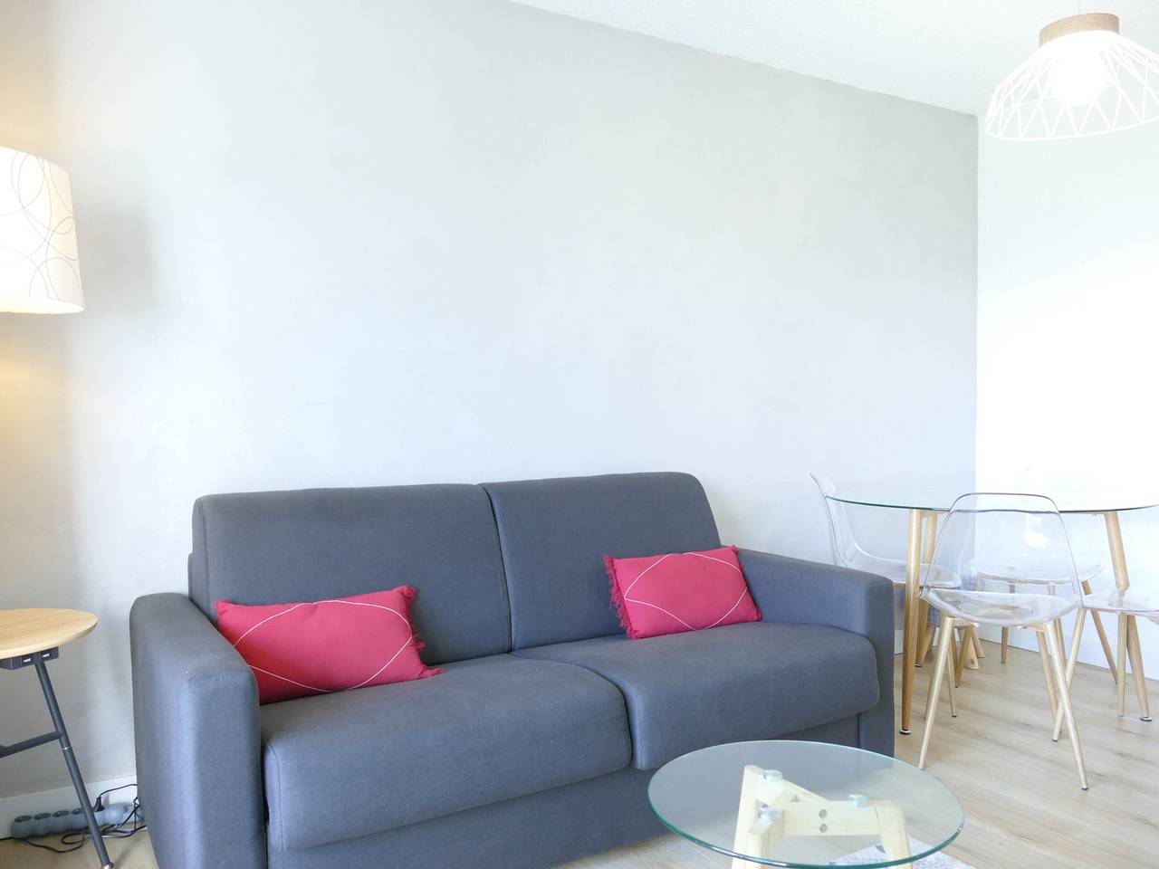 Entire studio, Renovated studio 4 pers with south balcony Les 2 Alpes in Mont-de-Lans, Les Deux Alpes