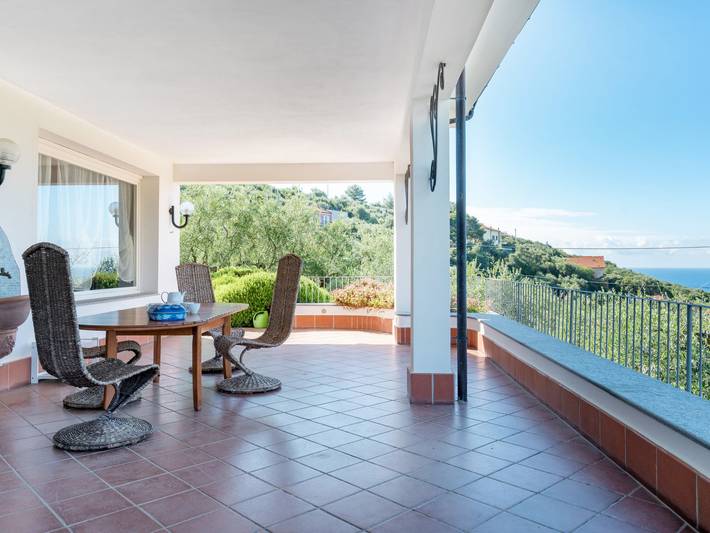 Ferienhaus für 14 Personen in Diano Castello