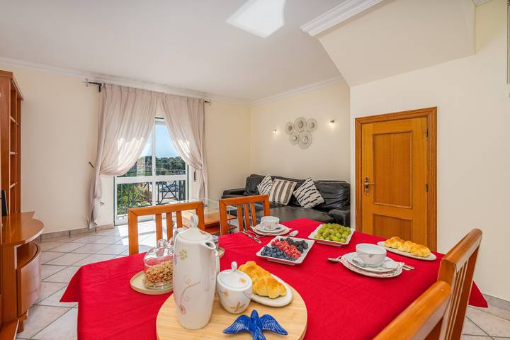 Entire apartment, Bemposta Apartment – Tranquility Between Portimão and Alvor in Portimão, Faro District