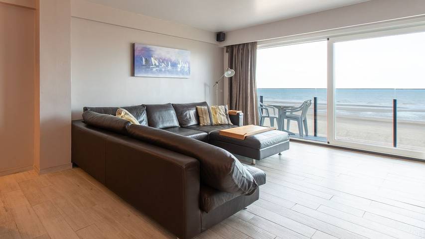 Ferienwohnung für 9 Personen, mit Terrasse in Middelkerke