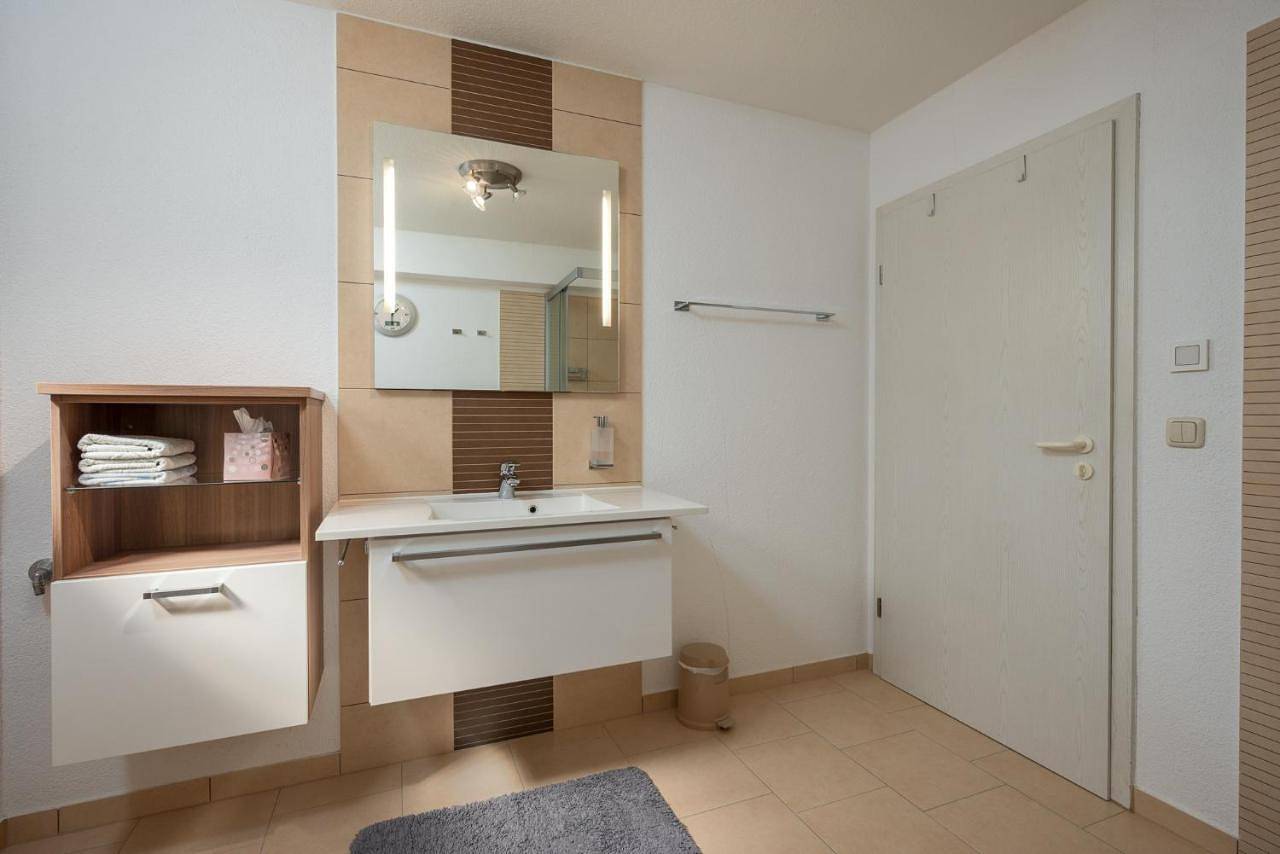 Geheel appartement, 7-Seen-Oase in Südwest, Leipzig