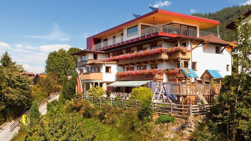 Ferienwohnung für 5 Personen, mit Sauna und Garten, mit Haustier im Stubaital