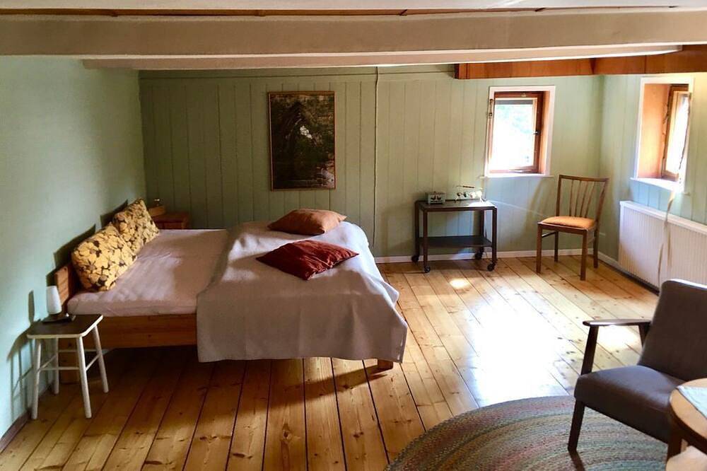 Ferienhaus Retrohäusl in Bertsdorf-Hörnitz, Zittauer Gebirge