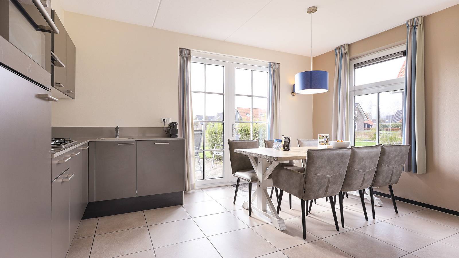 Dormio Strand Resort Nieuwvliet-Bad — Sint Kruis Luxe in Nieuwvliet, Zeeuwse Kust