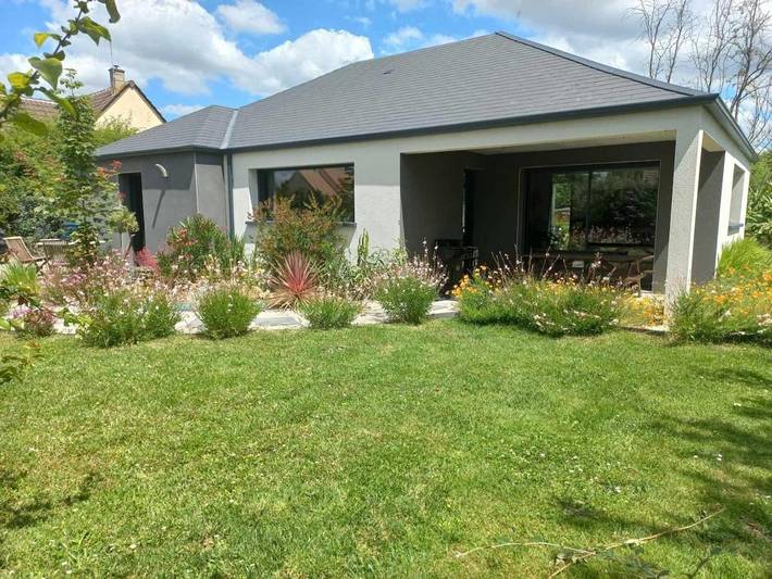 Location de vacances pour 8 personnes, avec jardin et piscine à Sillé-le-Philippe - 4