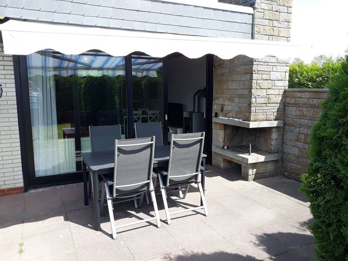 Bungalow für 5 Personen, mit Terrasse und Garten