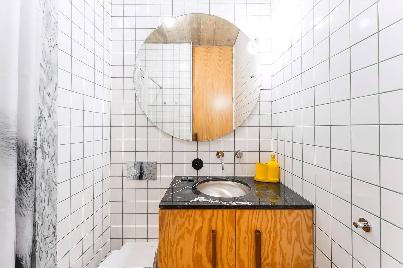 Entire apartment, Guestready - House of Many Faces - Room 2 in Porto, Porto District