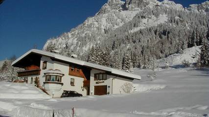 Ferienwohnung für 2 Personen, mit Ausblick, kinderfreundlich in Nesselwängle