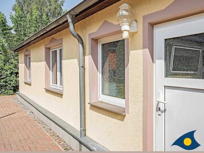 Bungalow für 3 Personen, mit Terrasse und Garten, kinderfreundlich in Ahlbeck - 2