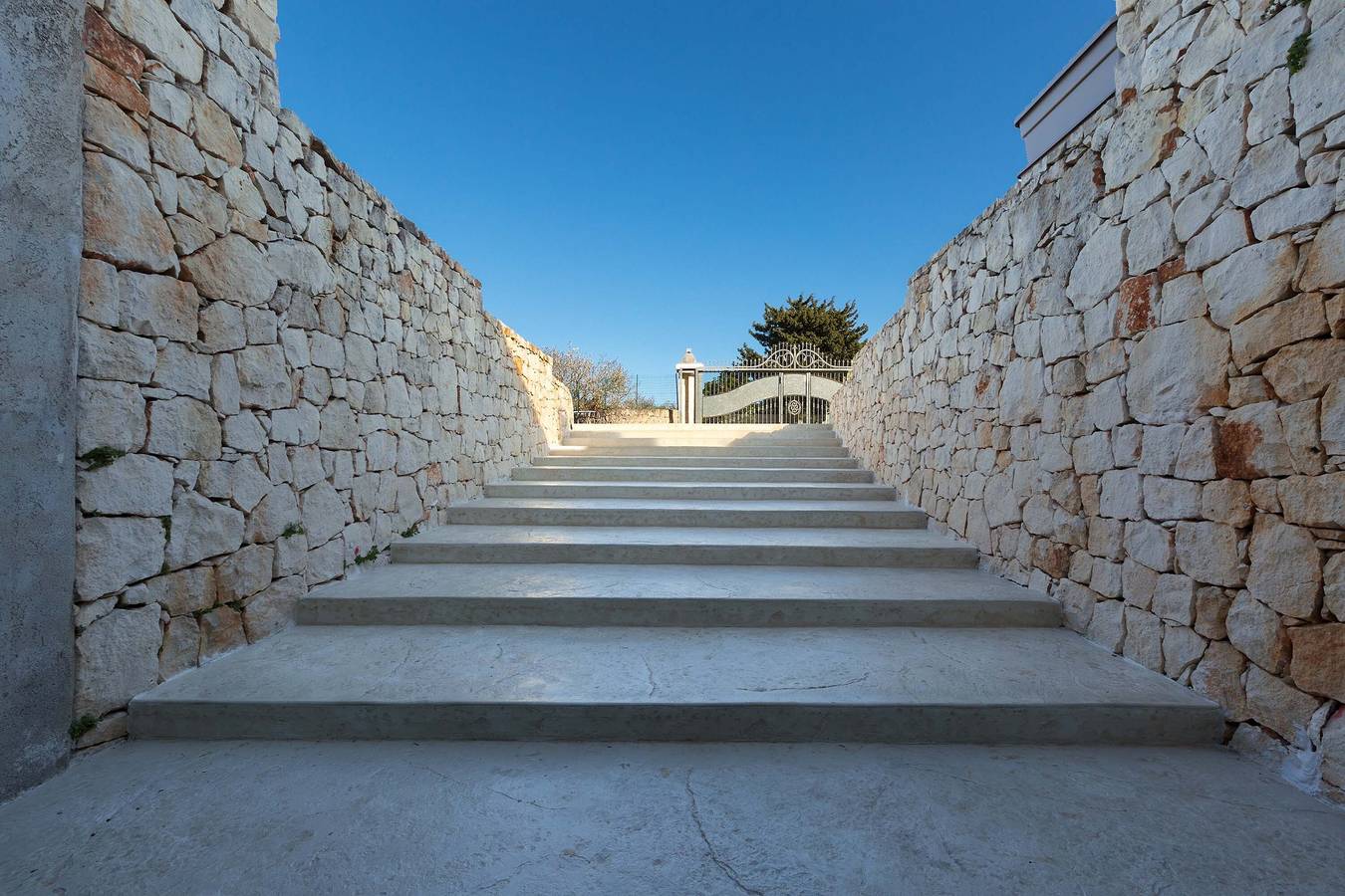Gastenverblijf voor 5 personen met tuin in Ostuni, Salento