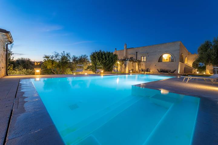 Location de vacances pour 10 personnes, avec balcon et balcon/terrasse à Carovigno - 2