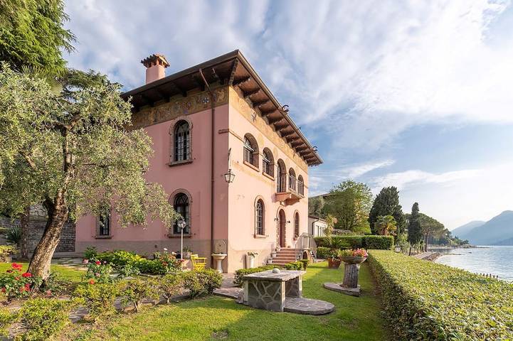 Villa mit pool für 6 Personen, mit Garten in Malcesine