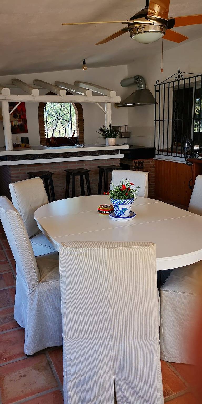 Vacation Home "Ana Maria" with Mountain View, Private Pool & Wi-Fi in Guaro, Sierra de las Nieves
