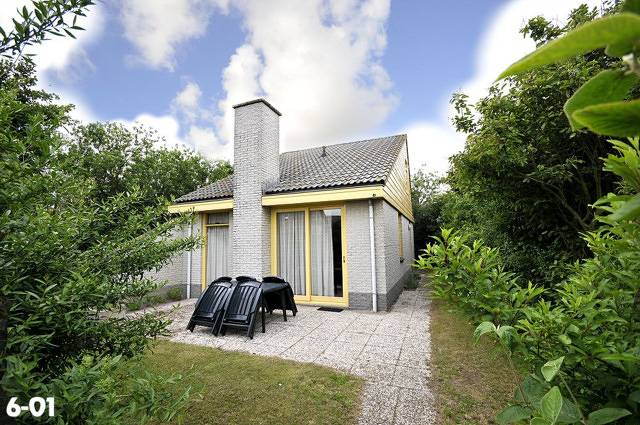 Albatros 6 in Julianadorp aan Zee, Julianadorp