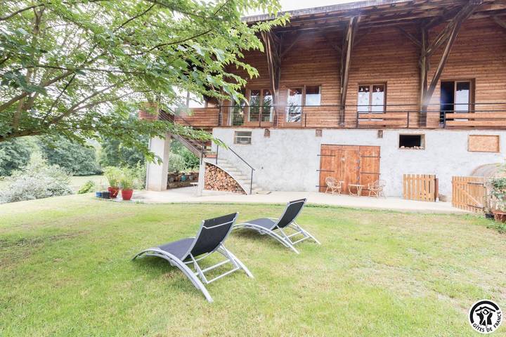 Gîte pour 5 personnes, avec terrasse et jardin dans Montastruc-de-Salies