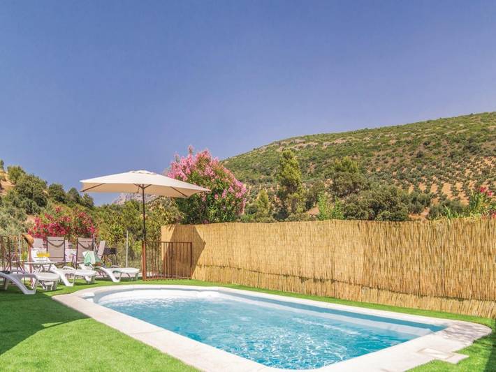 Casa de vacaciones para 6 personas, con Terraza y Piscina en Parque Natural Sierras Subbéticas - 4
