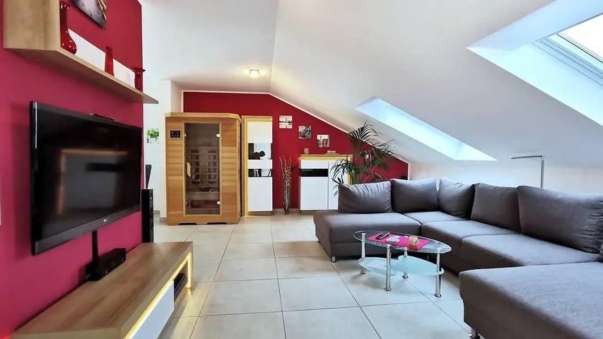 Ferienwohnung für 4 Personen, mit Balkon und Sauna in Markkleeberg