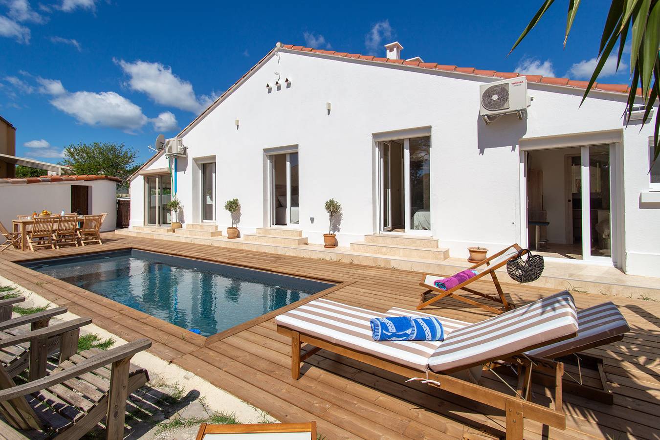 Frontignan, Villa Bianca, piscine et jardin in Frontignan, Côte méditerranéenne (France)